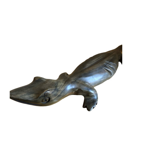 Hand carved wooden reptile lizard figurine - Picture 5 of 6